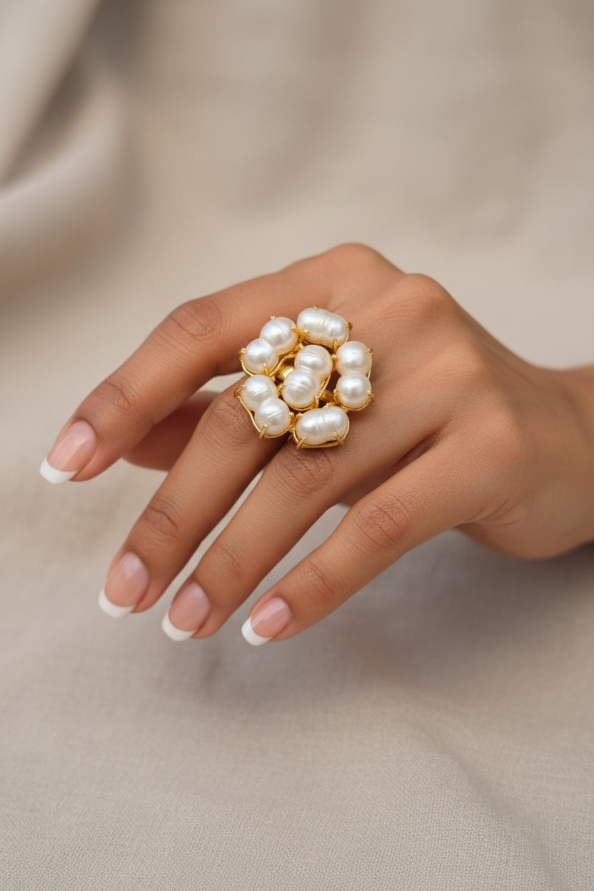 मुक्तावली (Muktāvalī) Statement Ring