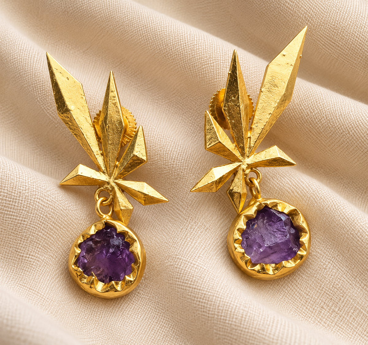 Tārā Statement Earrings