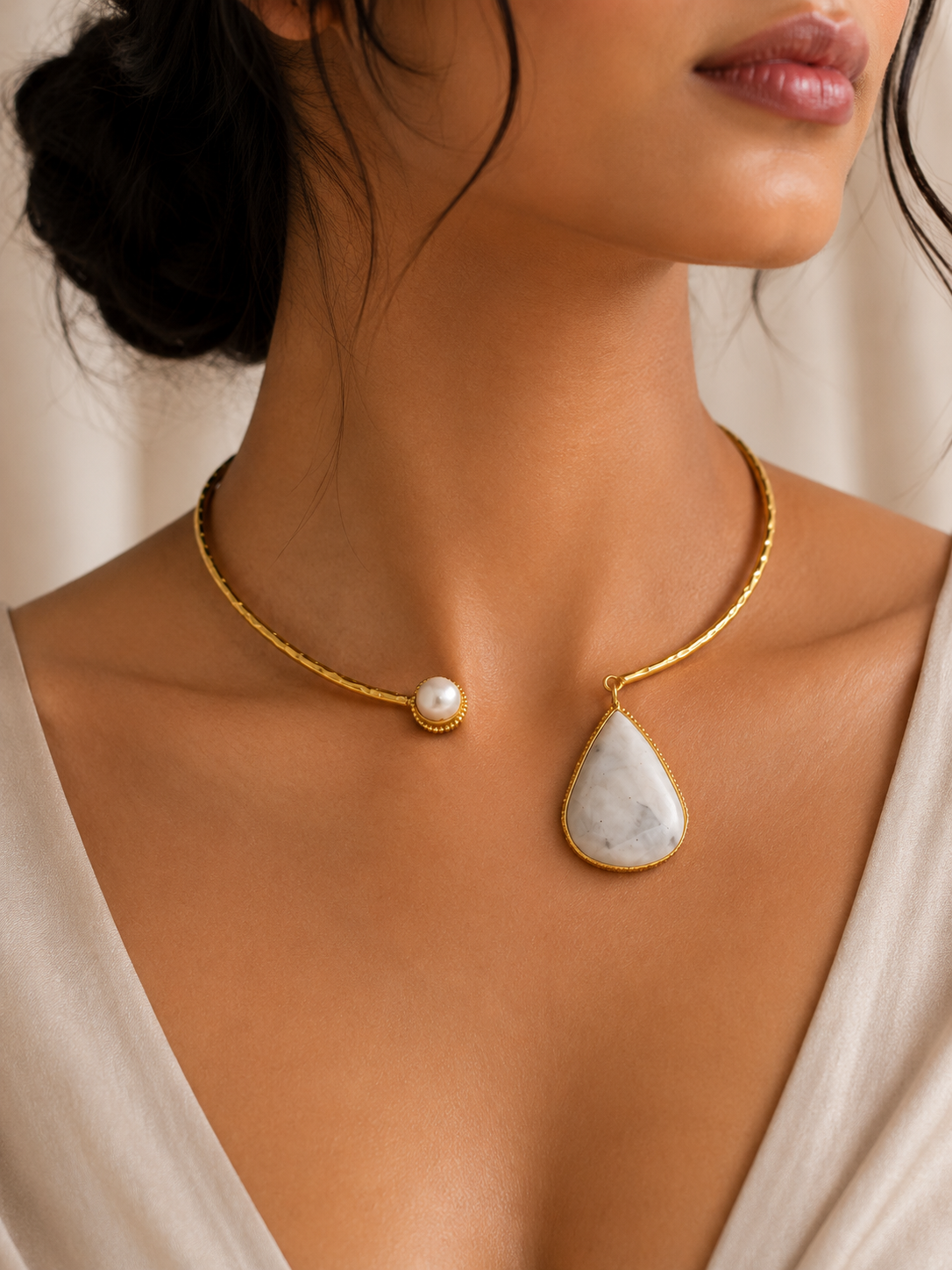 Chandni/Meghra Choker