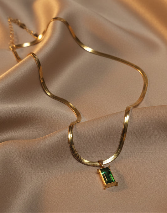Gold-Plated Minimal Green Stone Necklace