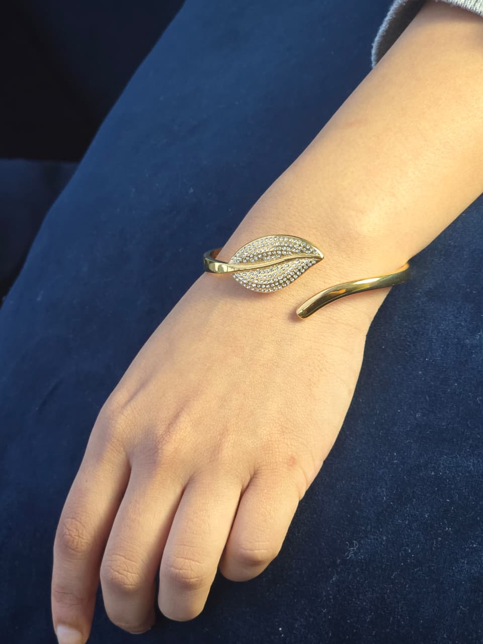 Gold Plated Anti-Tarnish Crystal Leaf Cuff Bracelet