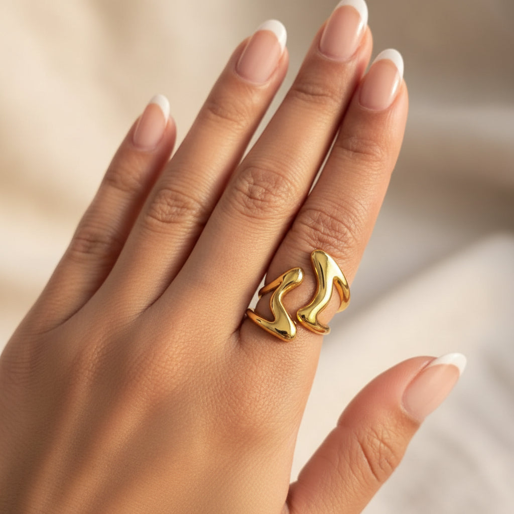Fluid Form Statement Ring