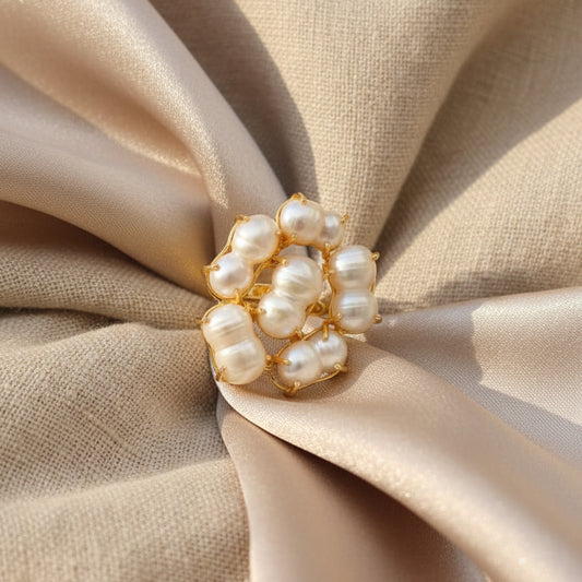 मुक्तावली (Muktāvalī) Statement Ring